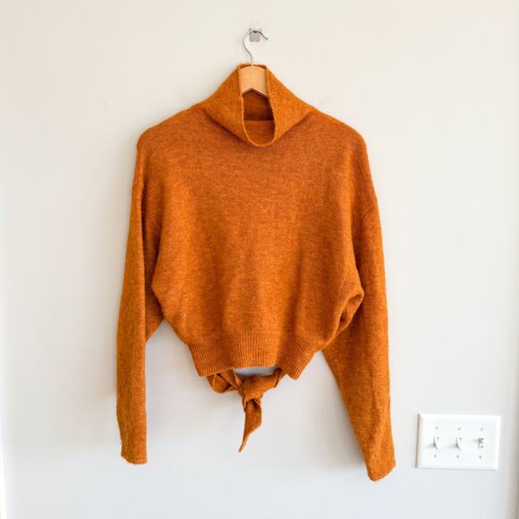 Aritizia Wilfred Lorin Alpaca Wool Turtleneck Tie-Waist Pullover Sweater Orange - Picture 2 of 9